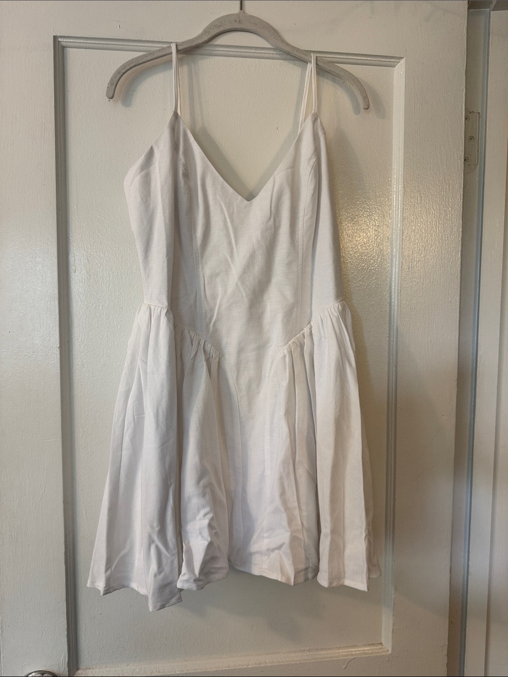 White Spaghetti-Strap V-Neck a line Dress